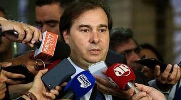 REFORMA DA PREVIDÊNCIA:  Votação da reforma da Previdência é adiada. Oposição comemora