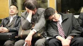 EPIDEMIA: Leis trabalhistas 'flexíveis' aumentam mortes por excesso de trabalho no Japão