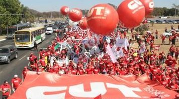 CUT e movimentos programam ato pró-democracia: 'Rosas contra o ódio dos golpistas'