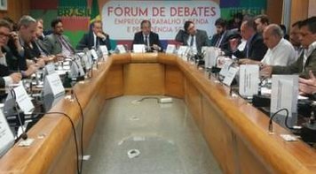 Pacto: Governo, sindicalistas e empresários debatem retomada do crescimento