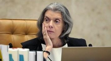 REFORMA DA PREVIDÊNCIA: Decisão de Cármen Lúcia 'representa defesa política do governo pelo Judiciário'