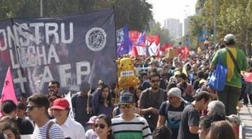 AMÉRICA DO SUL: Chilenos querem desprivatizar a Previdência Social