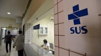 RETROCESSO:  Federação de planos de saúde apresenta proposta que decreta o fim do SUS