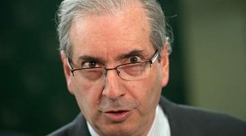 Na Câmara e nas urnas, faltam votos para Cunha dar o golpe
