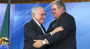 TOMA LÁ, DÁ CÁ:  Temer usa liberação de recursos aos estados para barganhar reforma da Previdência