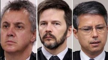 Em poucos minutos, TRF4 rejeita recursos da defesa de Lula