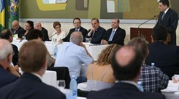 Executivo anuncia no CDES sete medidas para retomada de crédito em vários setores