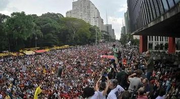Contra a PEC 55, Frente Brasil Popular chama população para as ruas no dia 29