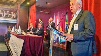 Bancada progressista no Parlasul manifesta apoio a Nobel para Lula