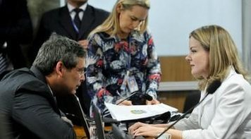 Comissão de impeachment rejeita requerimentos de senadores pró-Dilma