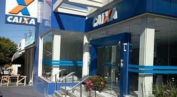 Presidente da Caixa diz que banco não pretende fechar agências