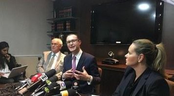 Advogado rebate Merval Pereira: "Globo dita as acusações contra Lula"