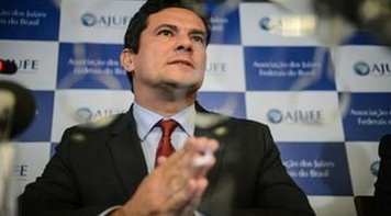 Planalto afirma que juiz cometeu 'flagrante violação da lei e da Constituição'