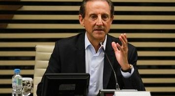 'Mercado' entra em cena para derrubar governo e impor agenda