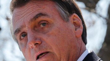 Bolsonaro acaba com aumento real do salário mínimo