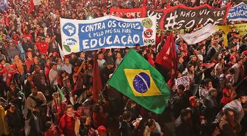 Frente Brasil Popular: Derrotaremos o golpe nas ruas