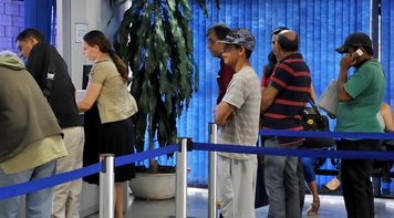 Aposentados com salário superior ao mínimo terão reajuste de 11,28