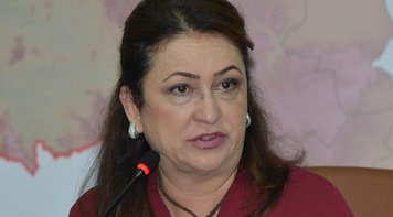 Kátia Abreu: "Impeachment é obra do Sr. Eduardo Cunha"