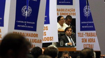Oposição tenta no Congresso Nacional reduzir abusos da reforma trabalhista de Temer