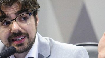 Bolsonaro é Temer elevado ao quadrado, afirma economista