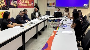 Fetec participa de audiência pública na Câmara de Belo Horizonte para denunciar Santander