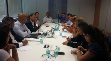 Emprego e agenda sindical foram os temas da reunião entre a Contraf-CUT e o banco Itaú