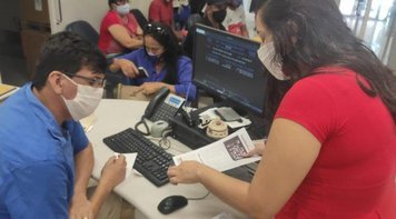 Caravana Bancária leva orientação para região metropolitana