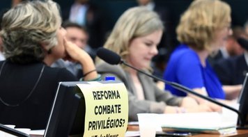 CCJ da Câmara aprova a admissibilidade da proposta de reforma da Previdência de Bolsonaro