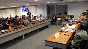 “Espero que no Senado nós consigamos reverter a barbárie que é essa reforma trabalhista”, afirma ANPT