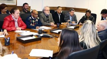 Financiários cobram avanço em negociação desta quinta (14)