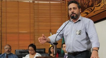 Bancários participam de audiência pública contra terceirização