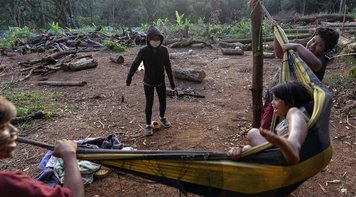 Estado brasileiro se omite de proteger indígenas da covid-19