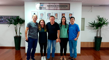 Sindicato recebe visita e apoio do deputado Vander Louber