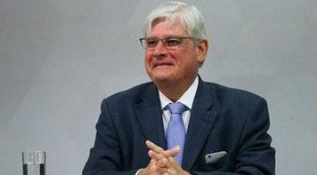 Janot denuncia Temer e aliados e rescinde delações de Joesley e Saud