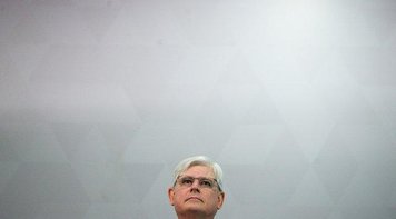 Janot cai em contradição sobre impeachment de Dilma