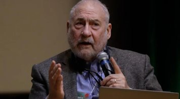 Taxa de juros no Brasil é ‘chocante’ e mataria qualquer economia, diz Stiglitz, vencedor do Nobel