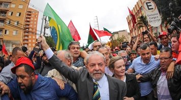 Entidades internacionais de trabalhadores estarão no julgamento de Lula