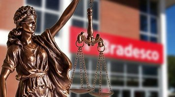 SEEB-RO reverte decisão e conquista reintegração de bancário com LER/Dort