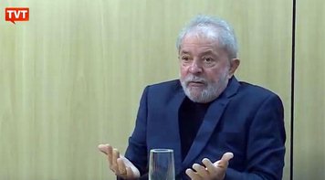‘Lula não foi julgado, foi vítima de uma perseguição política’. Juristas estrangeiros pedem libertação de ex-presidente