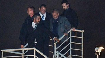 Toffoli revoga liminar de Fux e libera o ex-presidente Lula para dar entrevistas na prisão