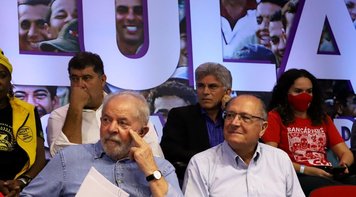 CUT e outras centrais sindicais entregam a pauta dos trabalhadores a Lula