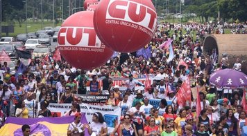 Marcha das Mulheres Negras ocupa Esplanada