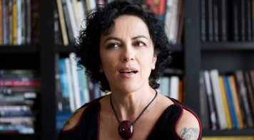 Desde o golpe, país está num abismo e não há mais democracia, diz filósofa Márcia Tiburi