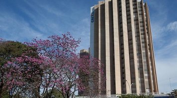 Redução do lucro em 2016 precisa ser explicada pela direção da Caixa