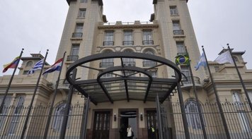 Uruguai pede reunião do Mercosul sobre reforma trabalhista brasileira