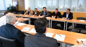 Mesa bipartite de segurança debate extensão de apoio psicológico a familiares de bancários vítimas de sequestro