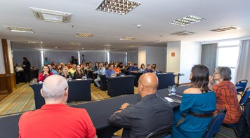 Conferência de Saúde da Fetec-CUT/CN aprova resoluções para combater o adoecimento mental dos bancários