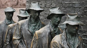 Economia fraca e 'reforma' trabalhista criam novo perfil de desempregado