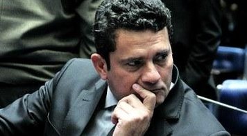 Férias de Moro desobedecem normas da atividade judicial