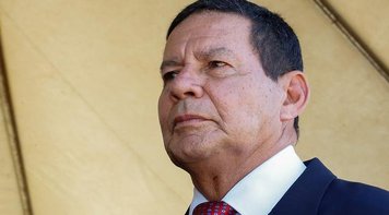 Governo autoriza comissionados a determinar sigilo de informações públicas por até 25 anos. Veja o decreto